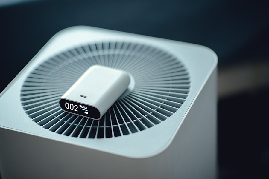 Air purifier with digital sensor